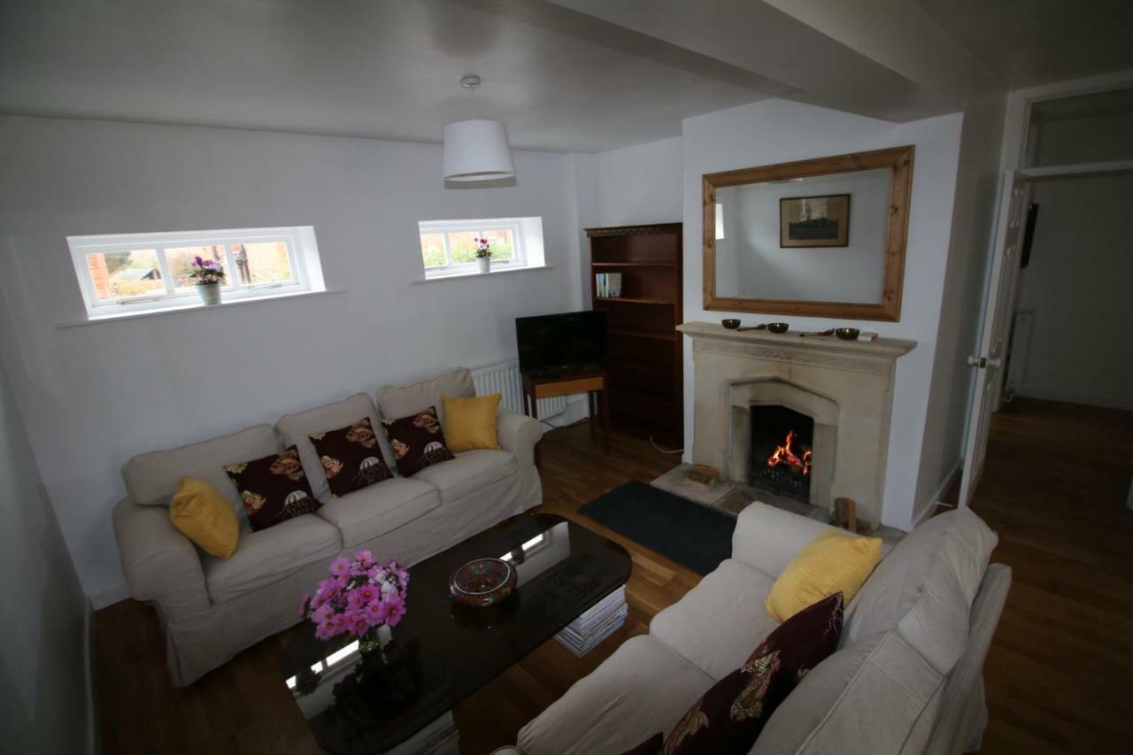 Prince Hill Cottages Worton  Kültér fotó